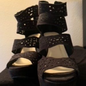 Torrid Scallop Wedge New Size 10